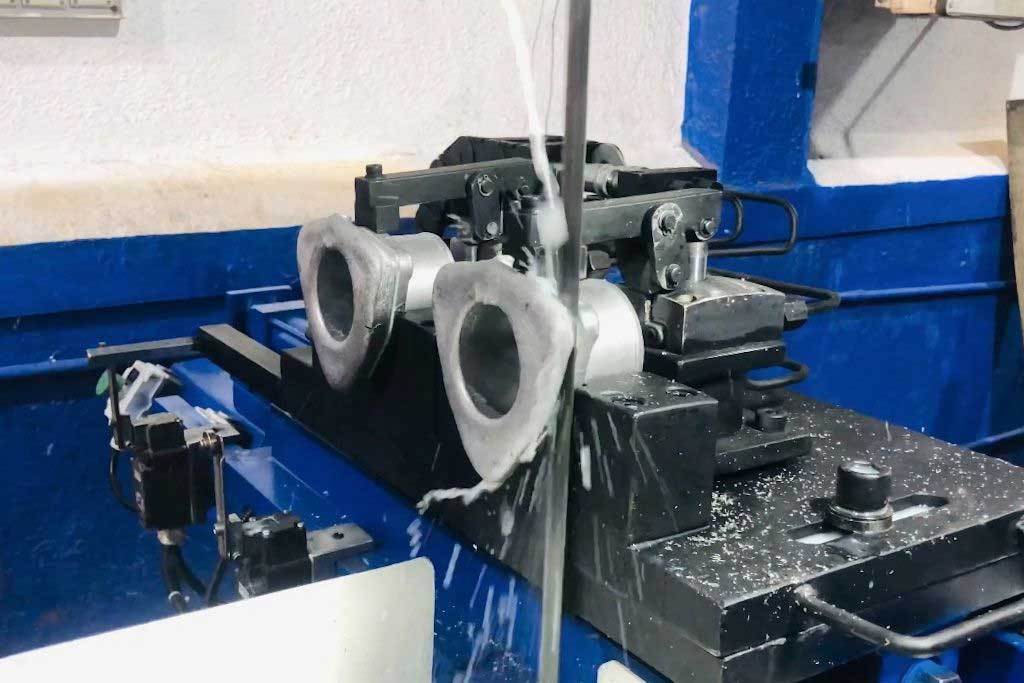 bandsaw-type-riser-cutting-machine-small.jpg